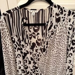 Cabi long sleeve blouse